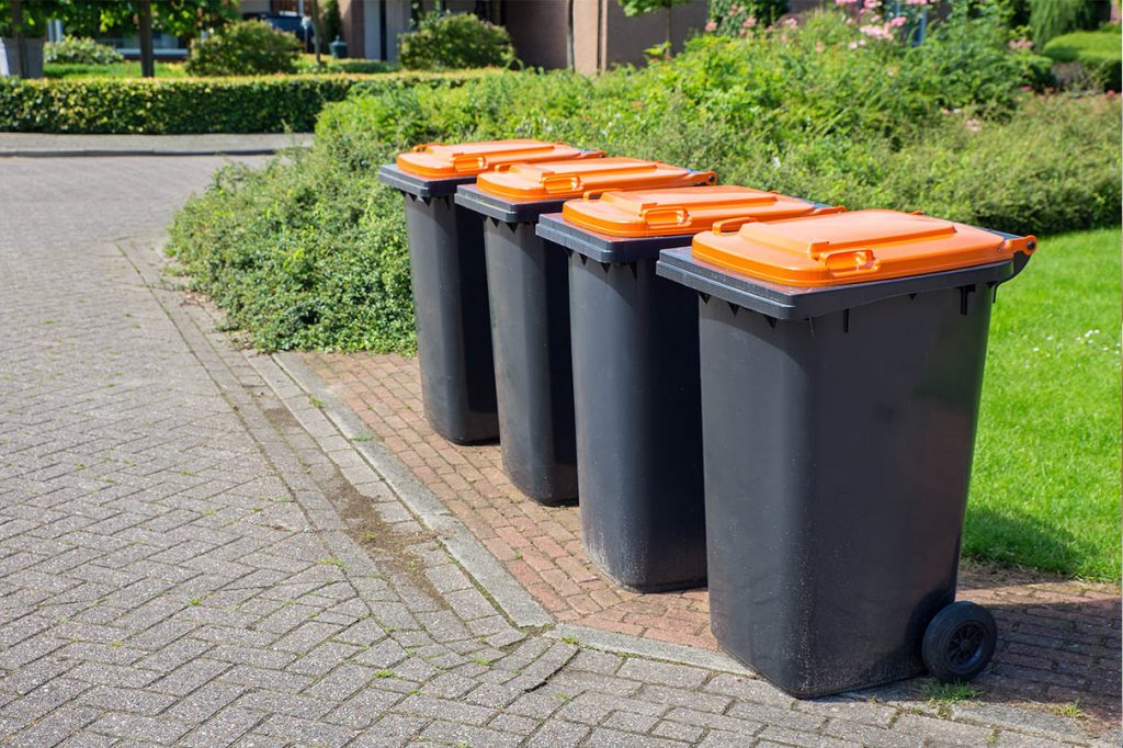Sortie des poubelles à Neuilly-sur-Marne (93) : sortie/rentrée des bacs, gestion des containers, entretien du local poubelles et débarras ponctuel. Service fiable pour copropriétés et professionnels – devis rapide.